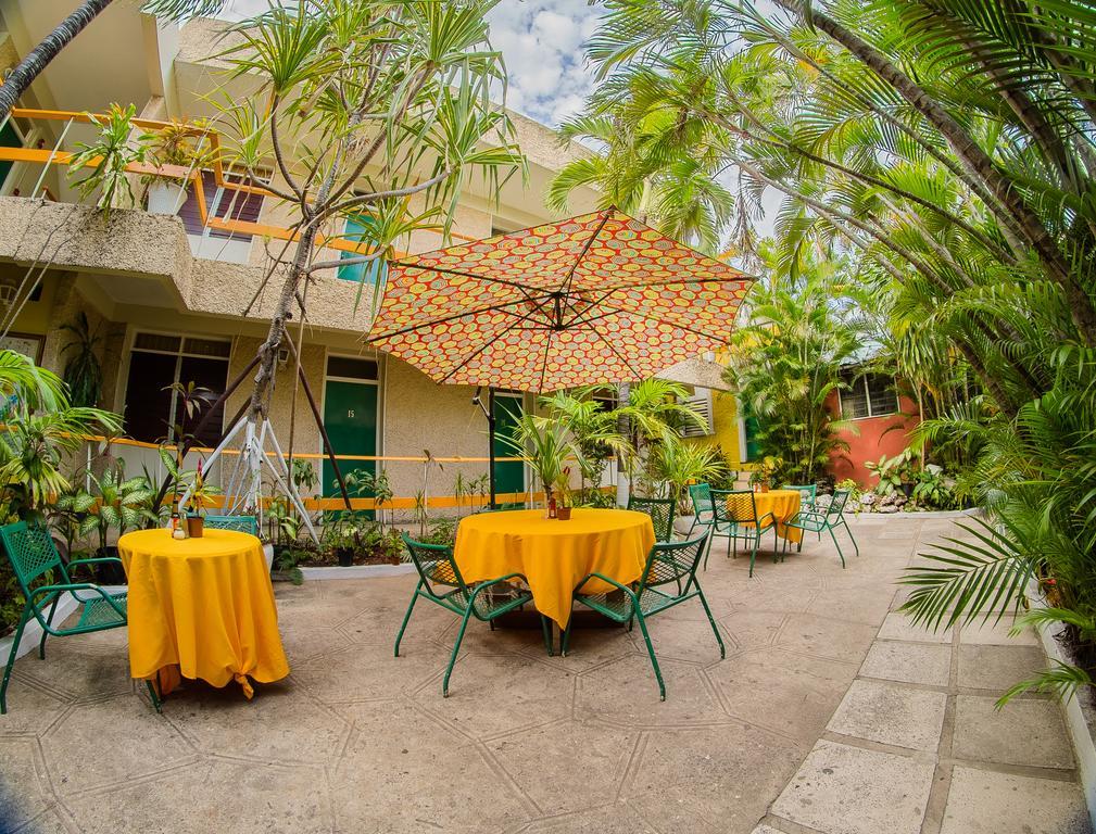 Indies Hotel Kingston Buitenkant foto