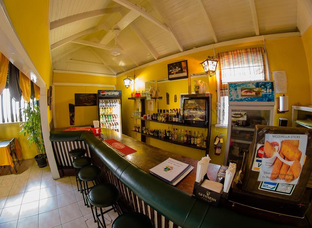 Indies Hotel Kingston Buitenkant foto
